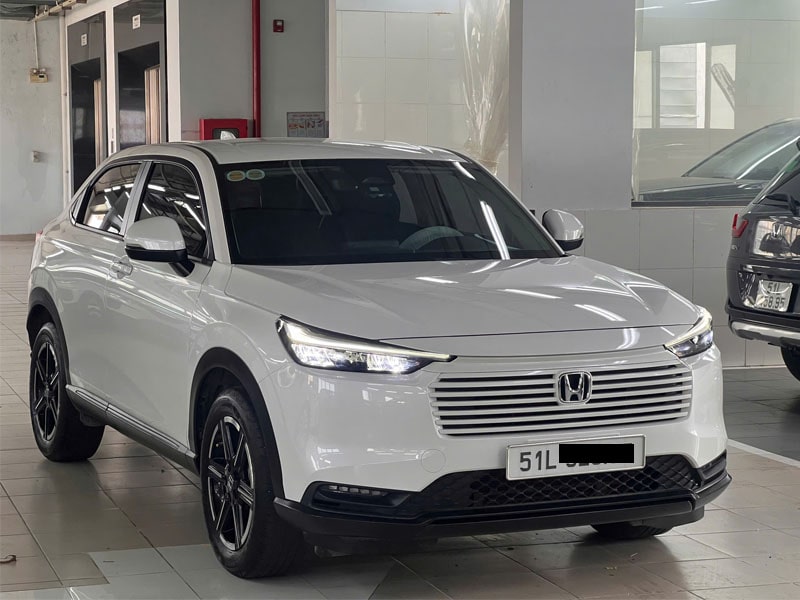 Sơn mặt ca lăng Honda HR-V cùng màu với thân xe